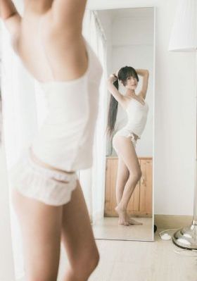男生女生一起差差差很痛_720迅雷电影在线